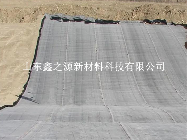 膨潤土防水毯鋪設(shè)施工注意事項(xiàng)：確保防水效果，注重細(xì)節(jié)與創(chuàng)新