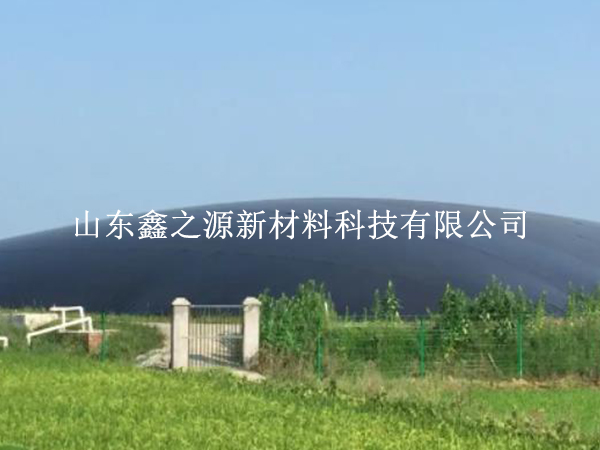 仔細(xì)檢測(cè)沼氣池黑膜滲透點(diǎn)，保障工程質(zhì)量