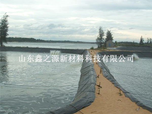魚蝦養(yǎng)殖防滲膜鋪設(shè)過程中有哪些注意事項(xiàng)？